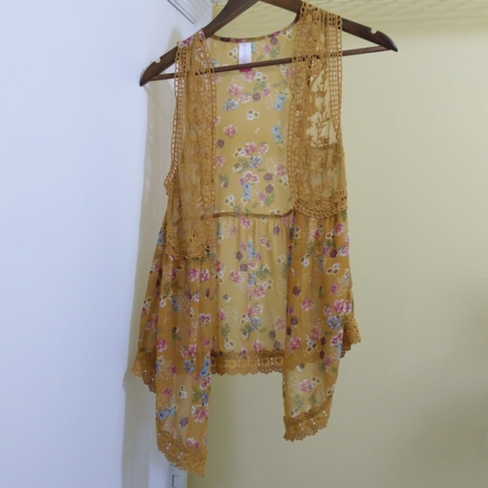 2 Floral Chiffon Crochet Lace Open-Front Vests - Sz XS‎ - Picture 2 of 9